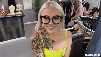 Nichole Saphirs Wildes Anales Abenteuer Mit Gut Bestücktem Reality King