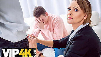 Eine Professorin Der Tutor4k-Serie Zahlt Ihre Schulden Ab, Indem Sie Einem Mann Zugang Zu Ihren Buschigen Unteren Regionen Gibt