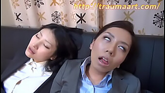 面试中的美女:催眠娱乐