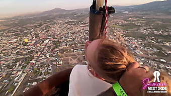 ¡hermoso Íntimo Durante Un Globo De Aire Caliente En La Madrugada Con Una Belleza Mexicana Que Lo Toma Todo Ansiosamente!